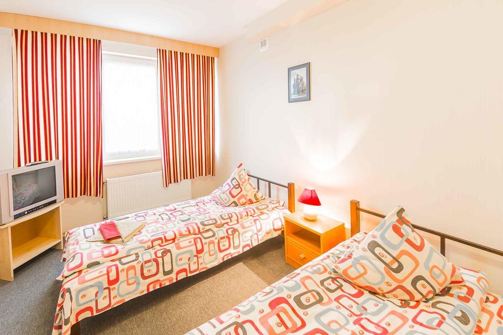 Hostel Brize Liepāja Exteriör bild